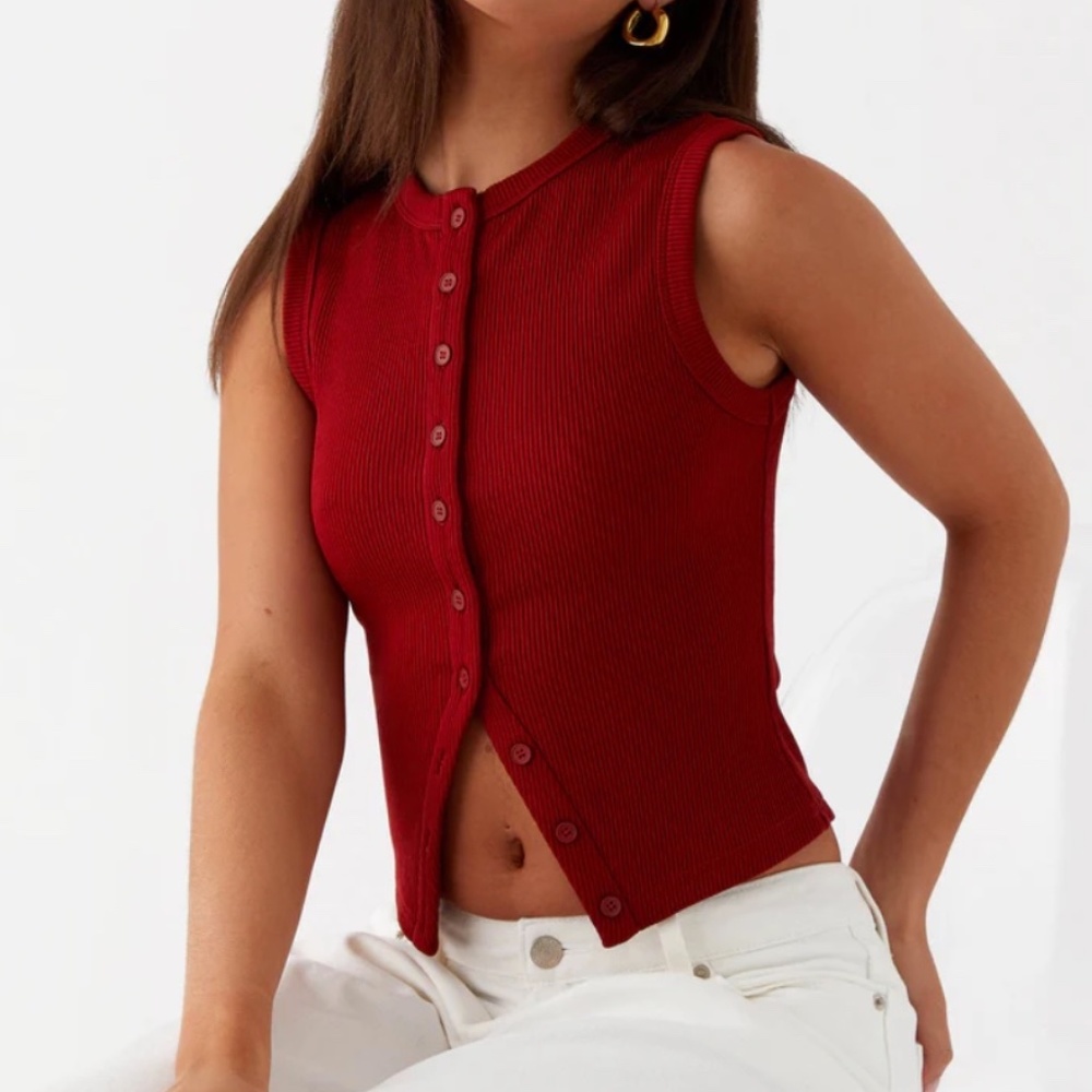 NWT Blair Buttoned Tank Top